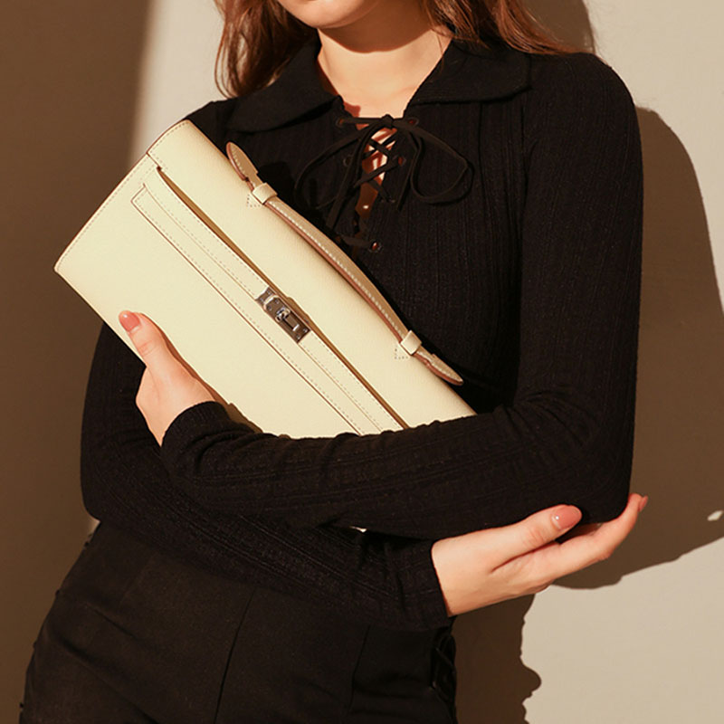 Women’s Genuine Leather Top Handle Lock Closure Clutch Bag image 4