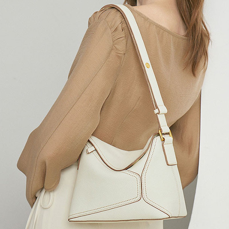 Women’s Genuine Leather Vintage Patchwork Crossbody Hobo Bag image 5