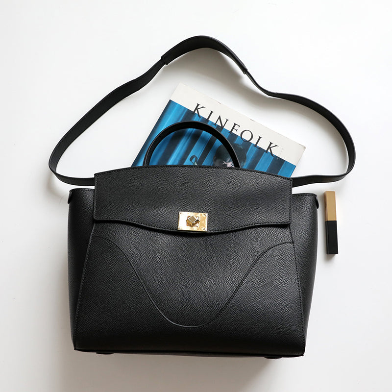 Women’s Large Capacity Leather Shoulder Bag for Daily Use image 4