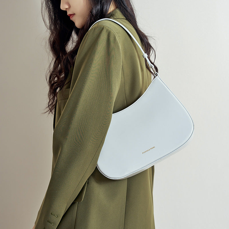 Women’s Leather Crossbody Baguette Bag with Magnetic Closure image 4