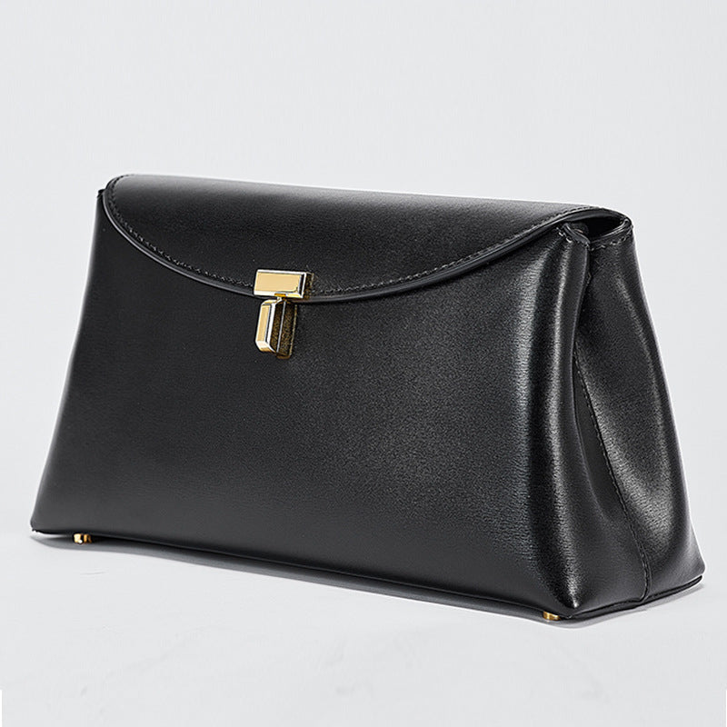 Women’s Leather Minimalist Crossbody Bags In Black image 3