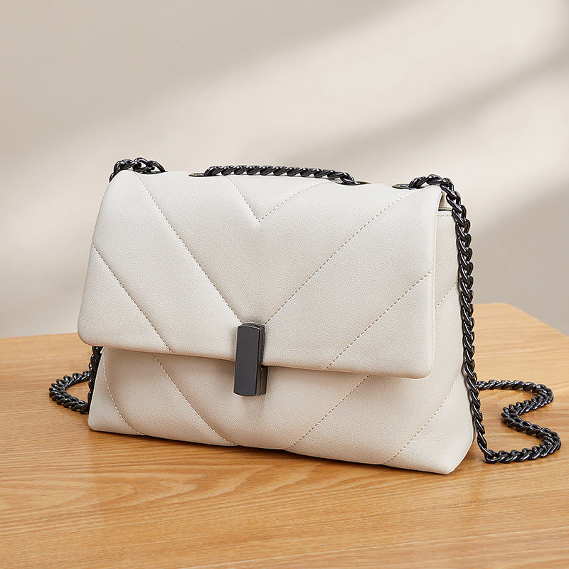 Women’s Leather Quilted Crossbody Bag with Chain Strap image 5