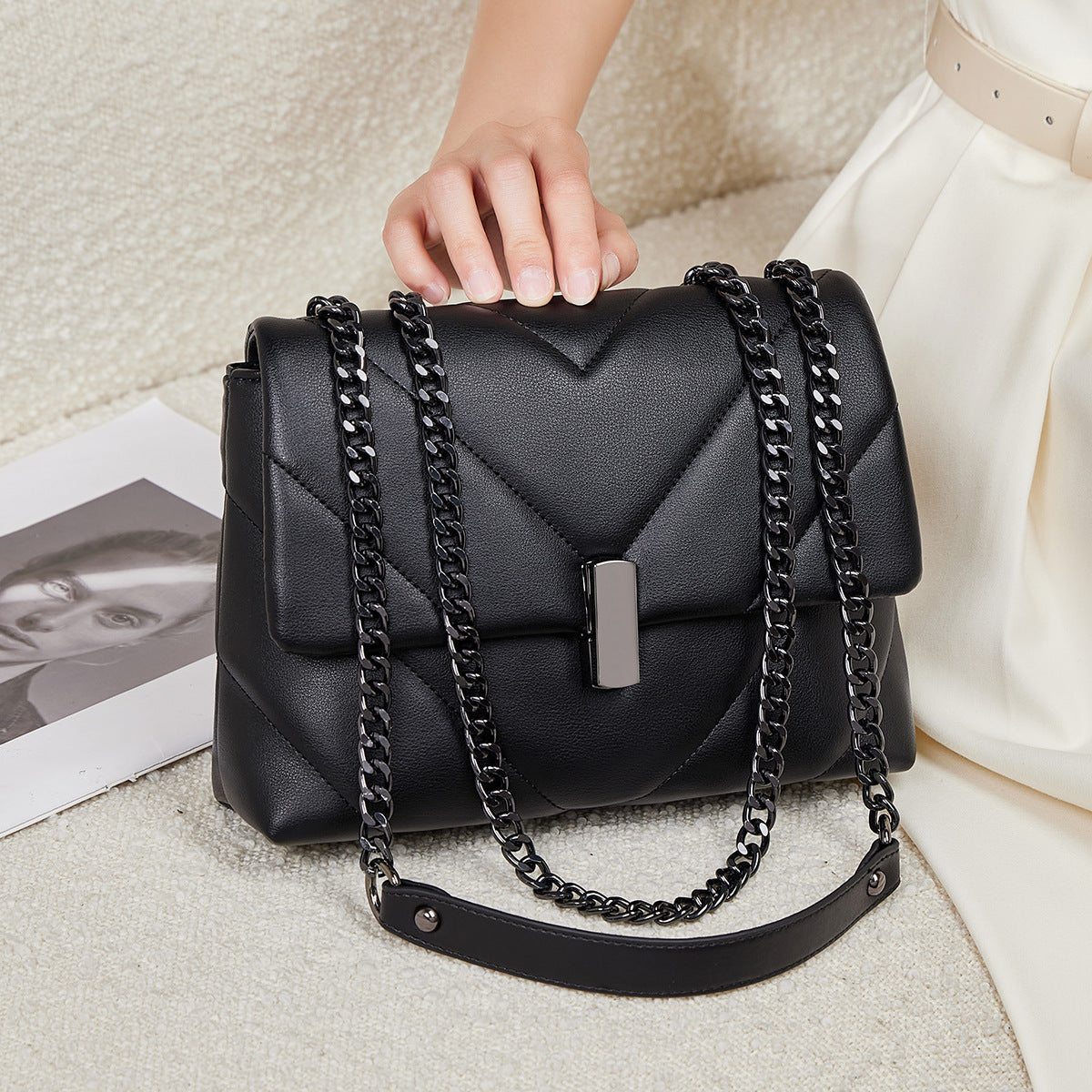Women’s Leather Quilted Crossbody Bag with Chain Strap image 3