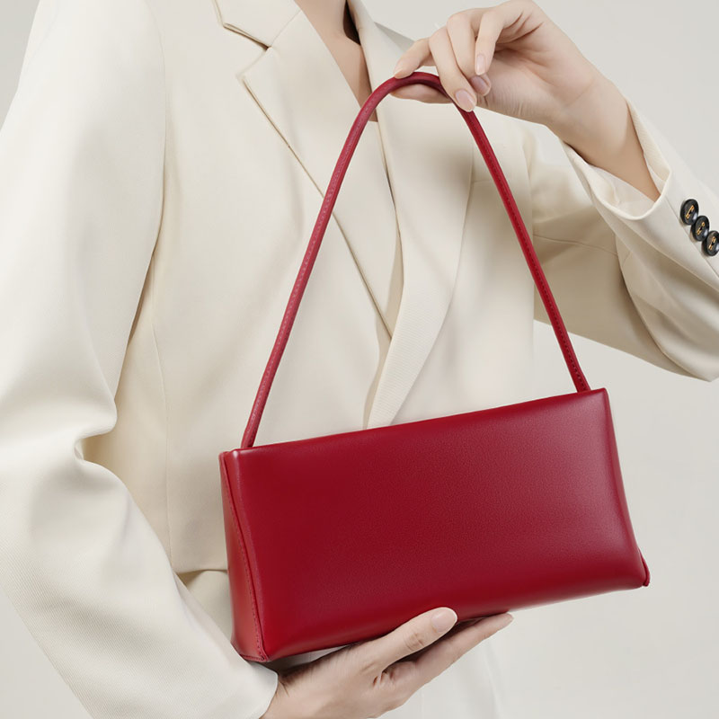 Women’s Minimalist Genuine Leather Baguette Bag image 7