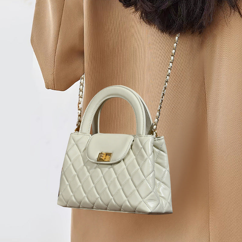 Women’s Minimalist Genuine Leather Crossbody Chain Quilted Handbag image 3