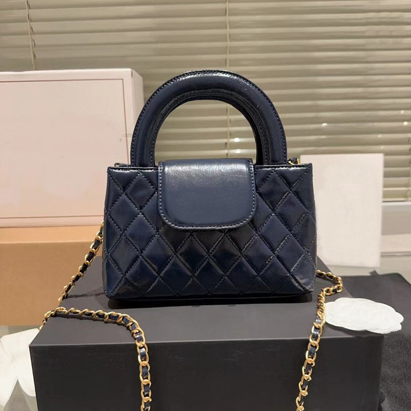 Women’s Minimalist Genuine Leather Quilted Chain Lock Crossbody Handbag image 6