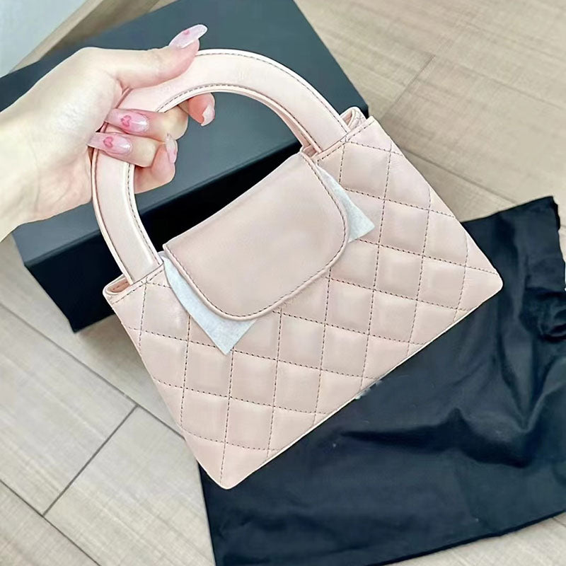 Women’s Minimalist Genuine Leather Quilted Chain Lock Crossbody Handbag image 7