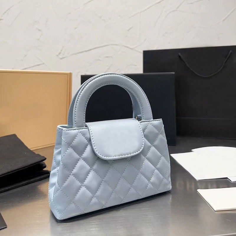 Women’s Minimalist Genuine Leather Quilted Chain Lock Crossbody Handbag image 10