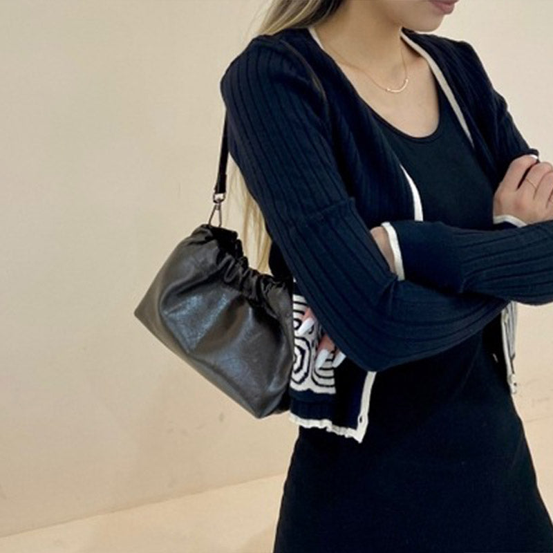 Women’s Minimalist Genuine Leather Ruched Cloud-Shaped Crossbody Chain Bag image 8