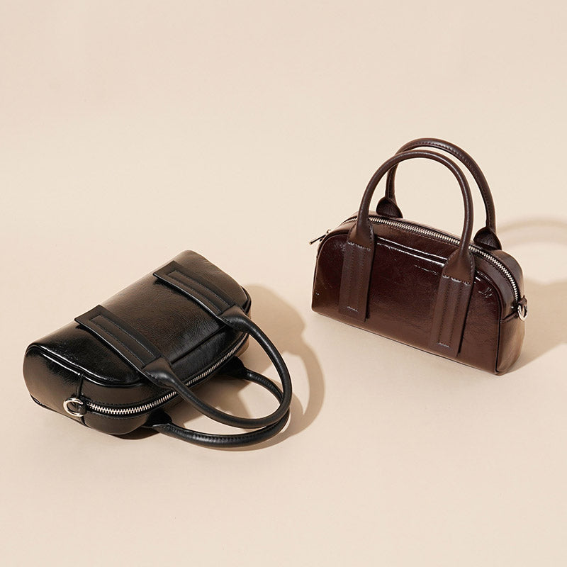 Women’s Minimalist Genuine Leather Textured Pillow-Shaped Crossbody Handbag image 5