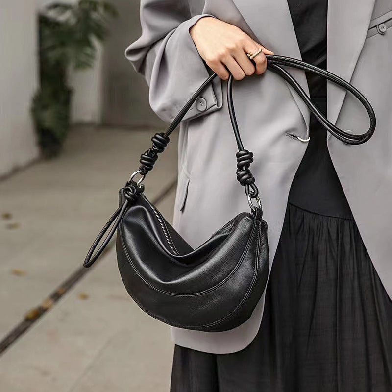 Women’s Minimalist Genuine Leather Zipper Crossbody Saddle Bag image 3