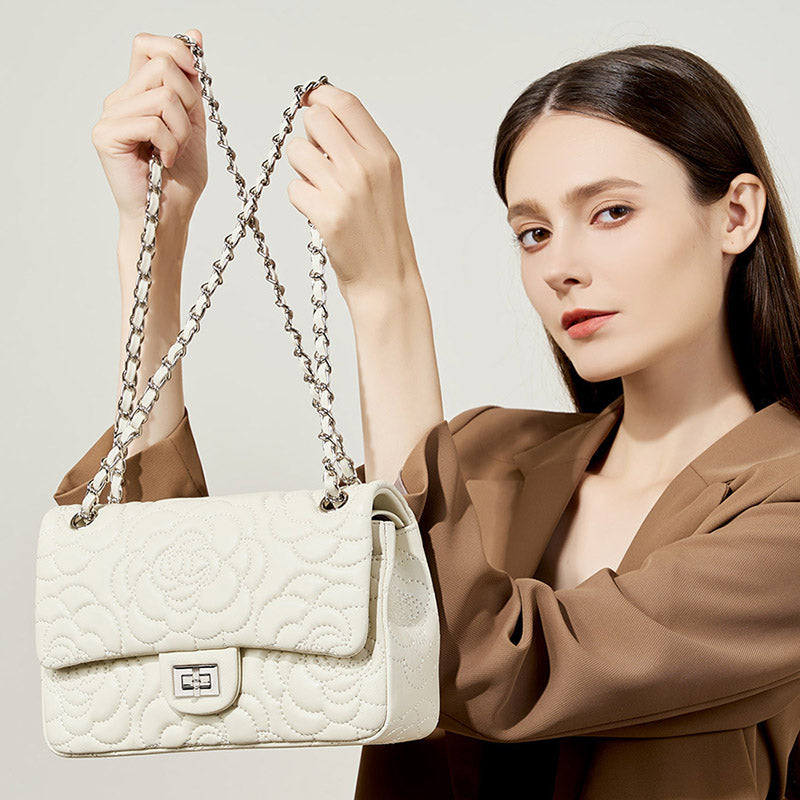 Women’s Minimalist Lambskin Leather Camellia Quilted Chain Shoulder Bag In Silver Lock image 4
