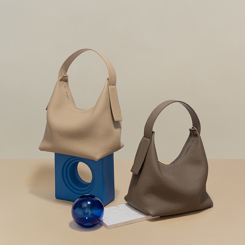 Women’s Minimalist Leather Hobo Bag with Crossbody Strap image 2