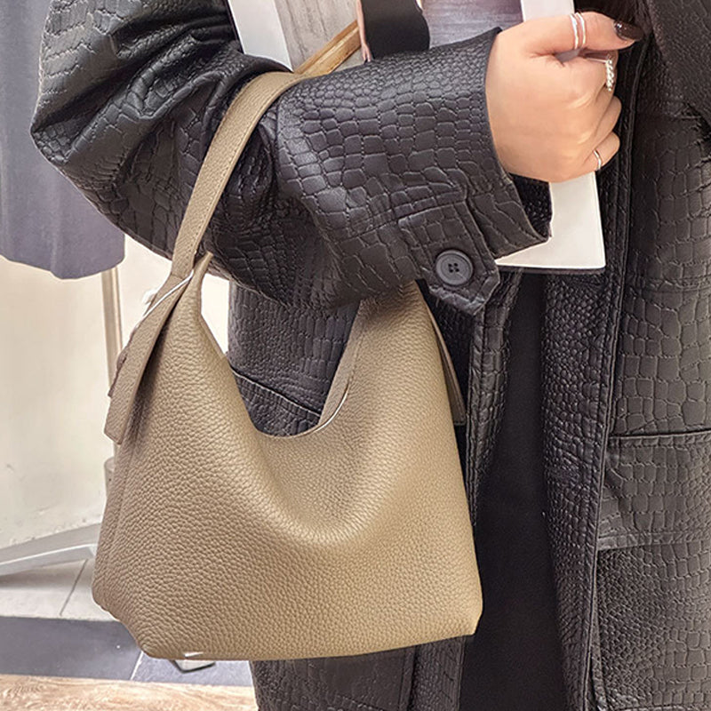 Women’s Minimalist Leather Hobo Bag with Crossbody Strap image 3