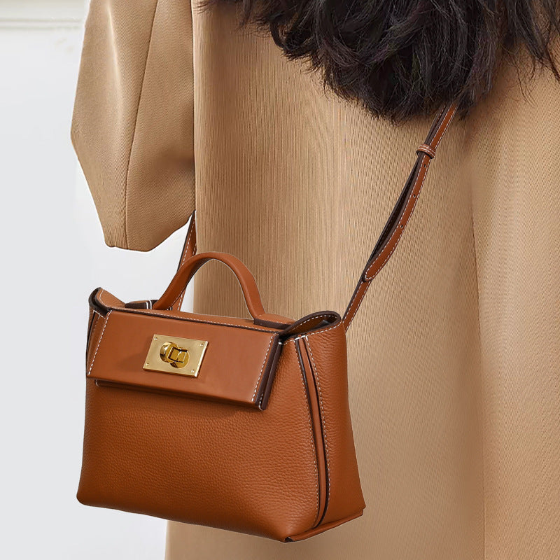 Women’s Minimalist Leather Lock Closure Dumpling-Shaped Top Handle Bag image 6