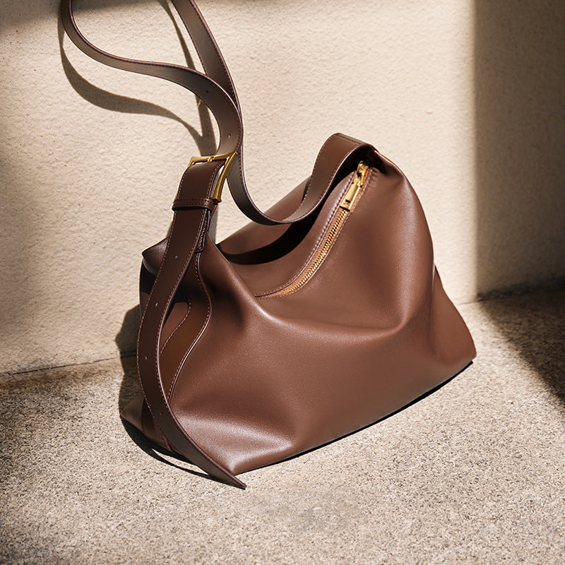 Women’s Minimalist Leather Zip-Top Hobo Shoulder Bag image 10