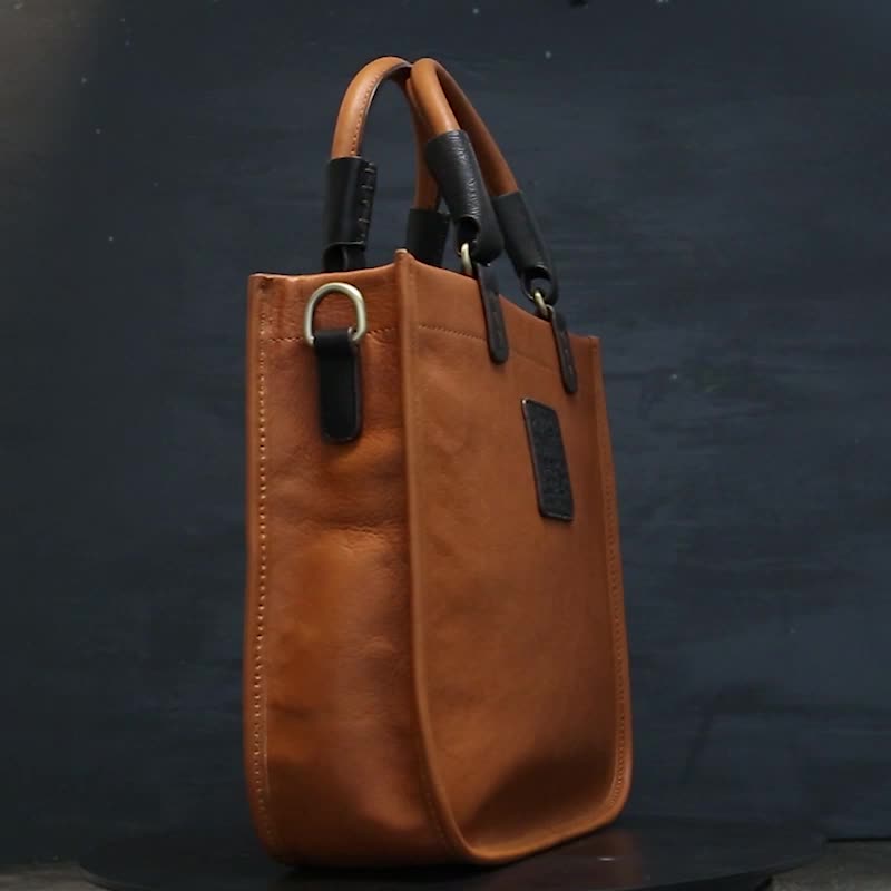 Women’s Minimalist Top-Grain Leather Crossbody Tote Bag image 3
