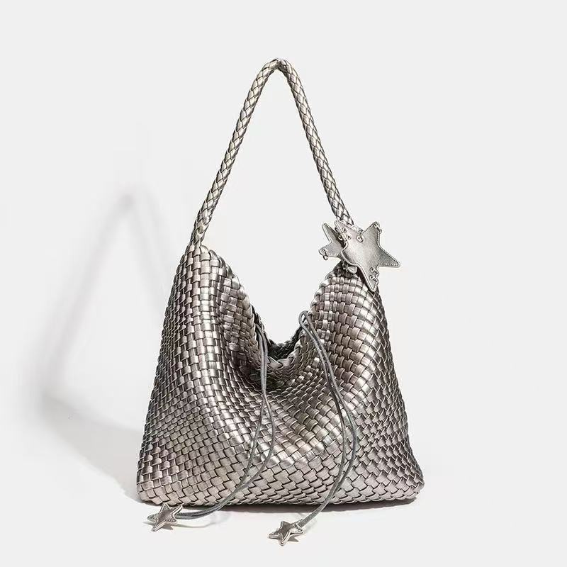 Women’s Minimalist Woven Shoulder Tote Bag image 2