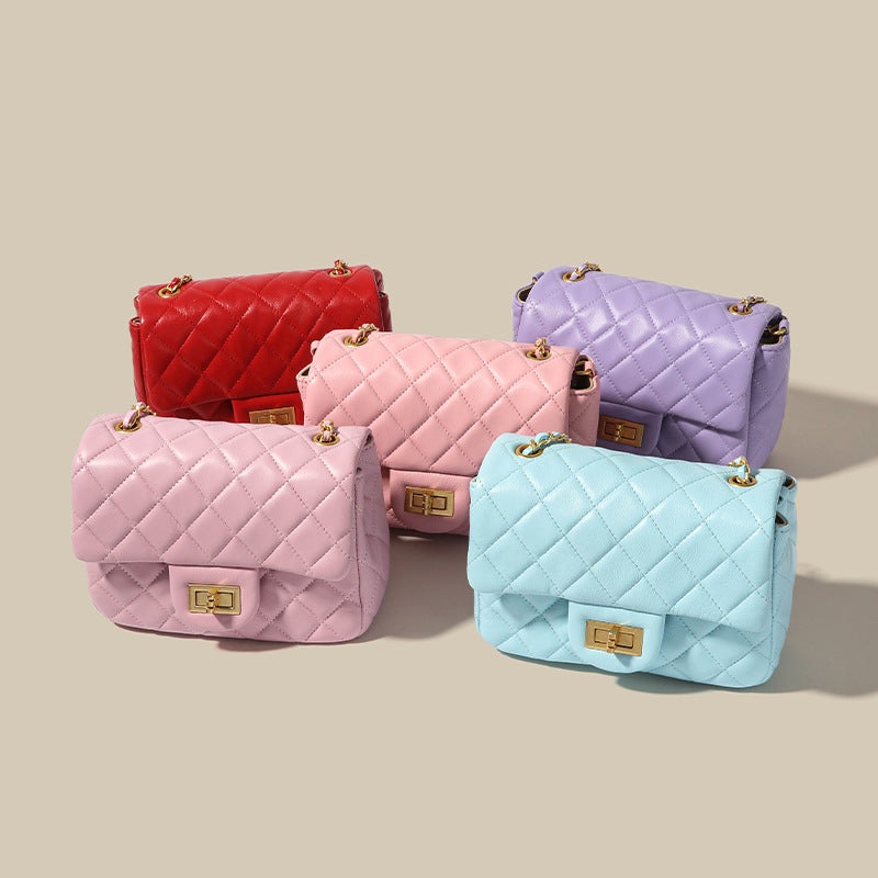 Women’s Quilted Genuine Leather Lock Buckle Crossbody Chain Bag In Minimalist image 4