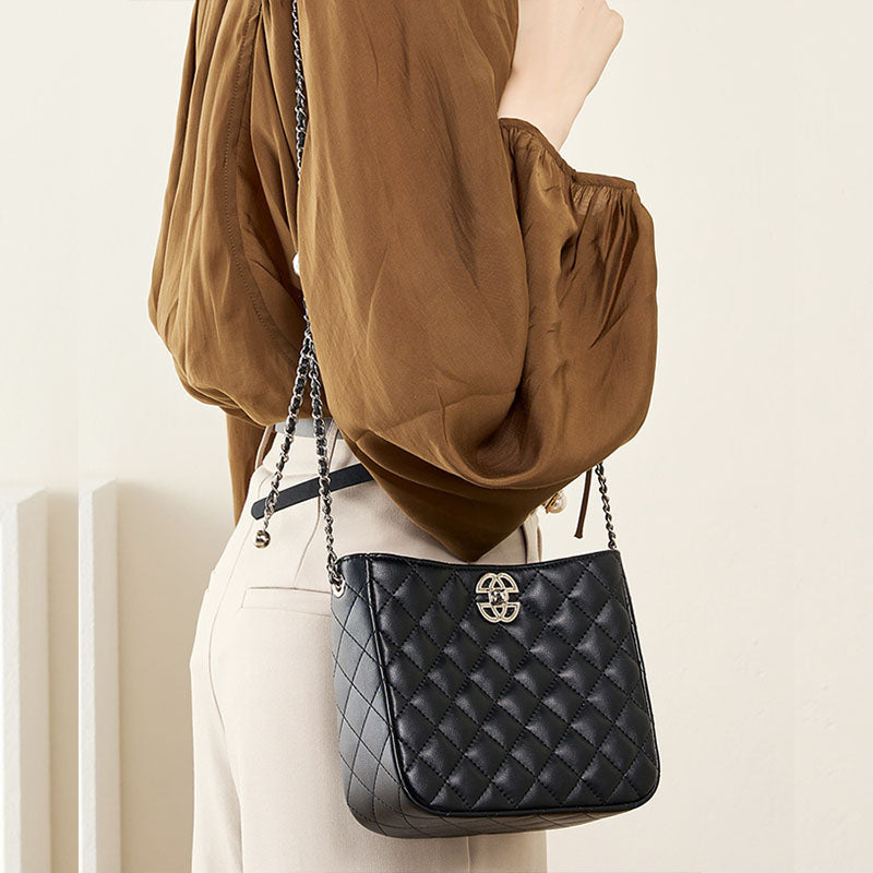 Women’s Quilted Genuine Leather Minimalist Chain Bucket Bag image 5