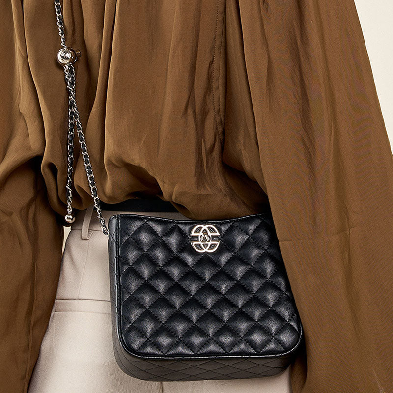 Women’s Quilted Genuine Leather Minimalist Chain Bucket Bag image 6