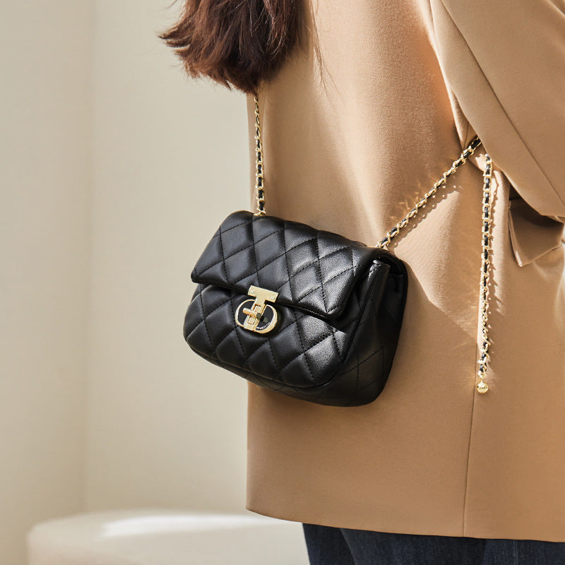 Women’s Quilted Leather Lock Closure Crossbody Chain Bag image 5