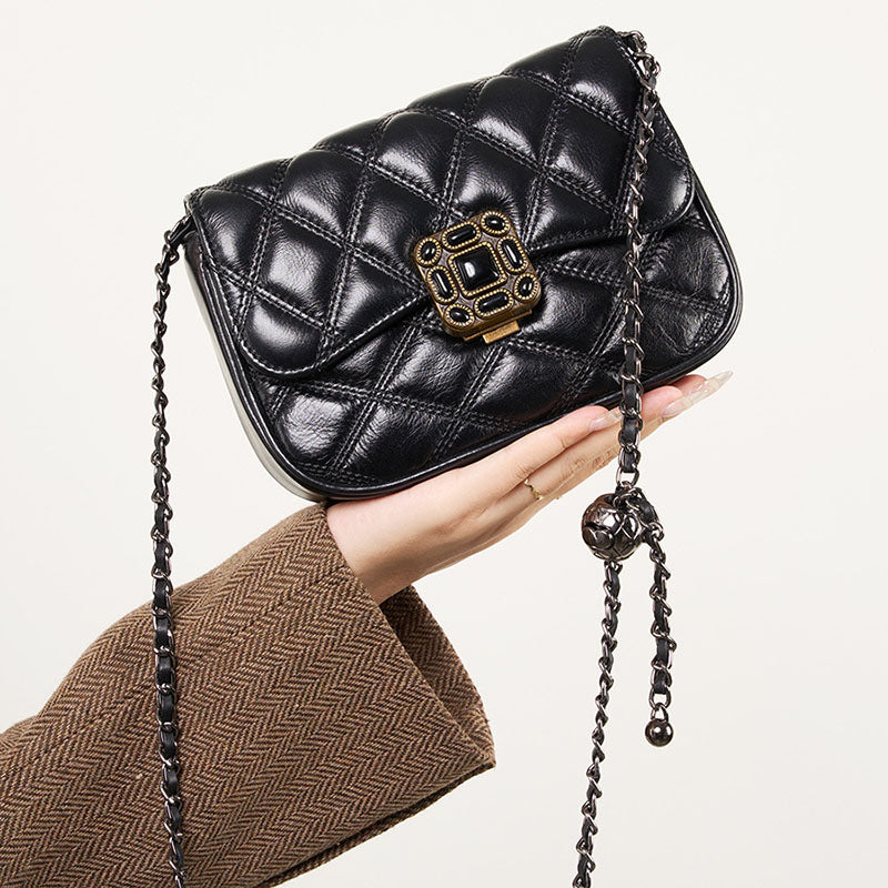 Women’s Quilted Vintage Leather Crossbody Chain Bags image 2