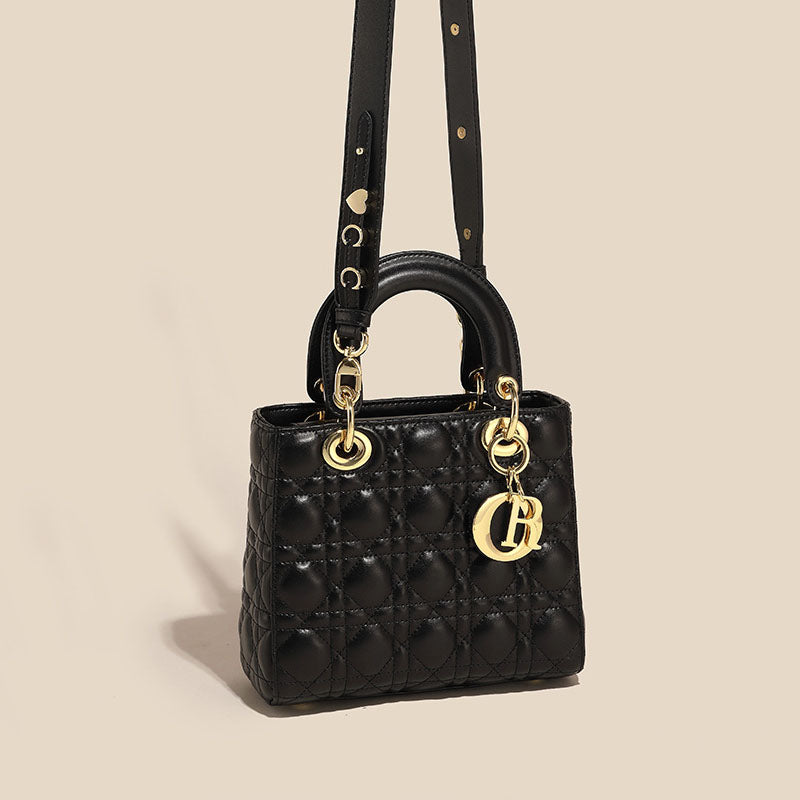 Women’s Small Quilted Minimalist Shoulder Handbag image 4