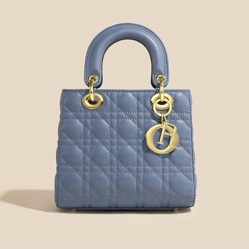 Women’s Small Quilted Minimalist Shoulder Handbag image 8