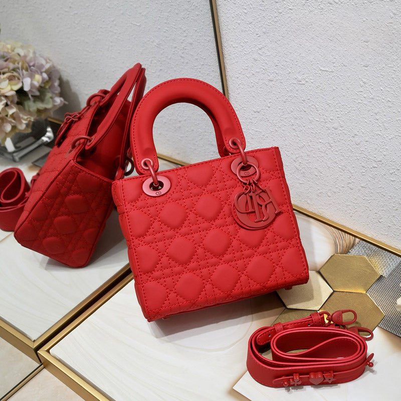 Women’s Suede Lambskin Leather Quilted Tote Bag image 2