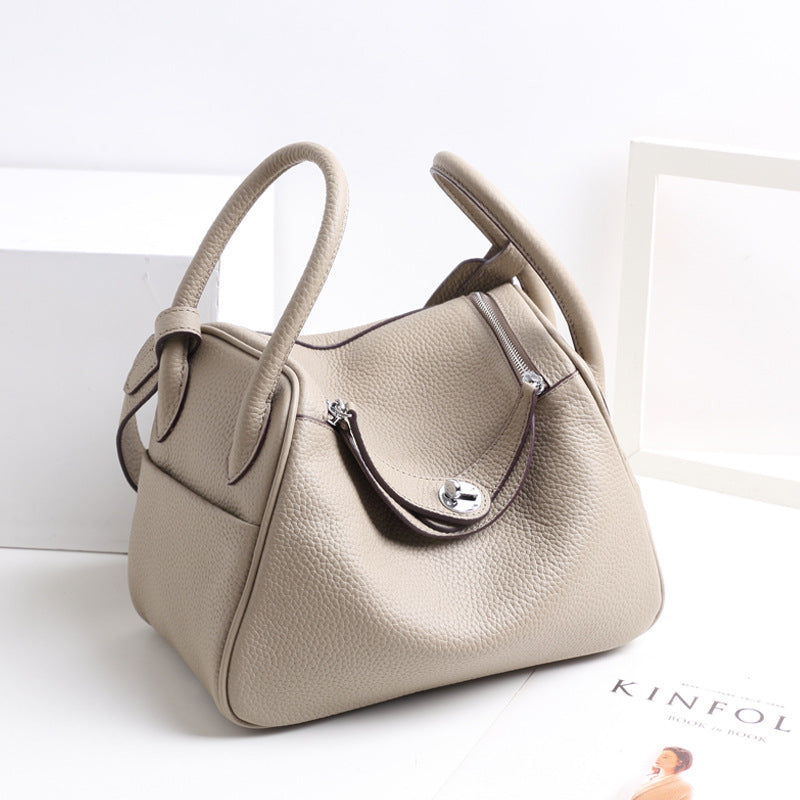 Women’s Top-Grain Leather Pillow Shoulder Handbag In Silver Hardware image 3