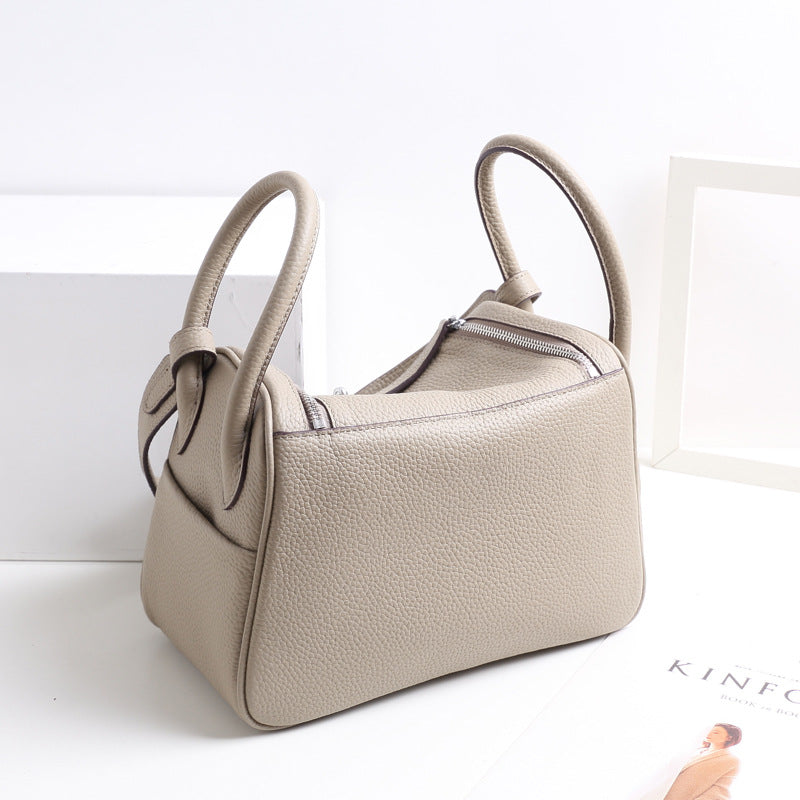 Women’s Top-Grain Leather Pillow Shoulder Handbag In Silver Hardware image 4