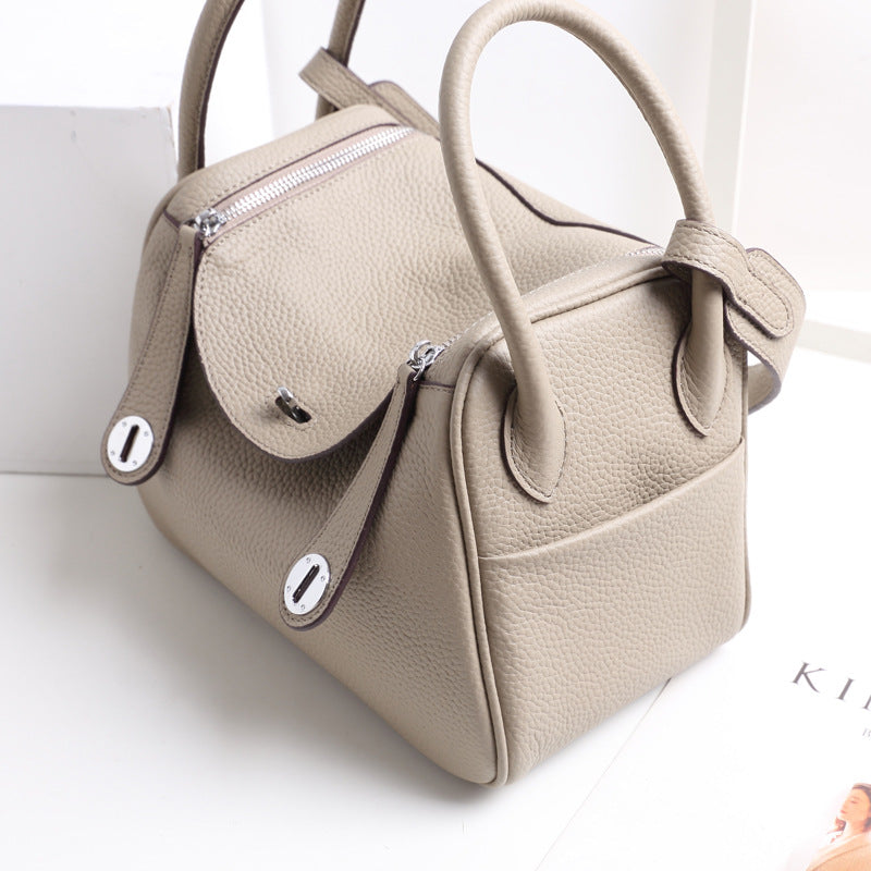 Women’s Top-Grain Leather Pillow Shoulder Handbag In Silver Hardware image 5