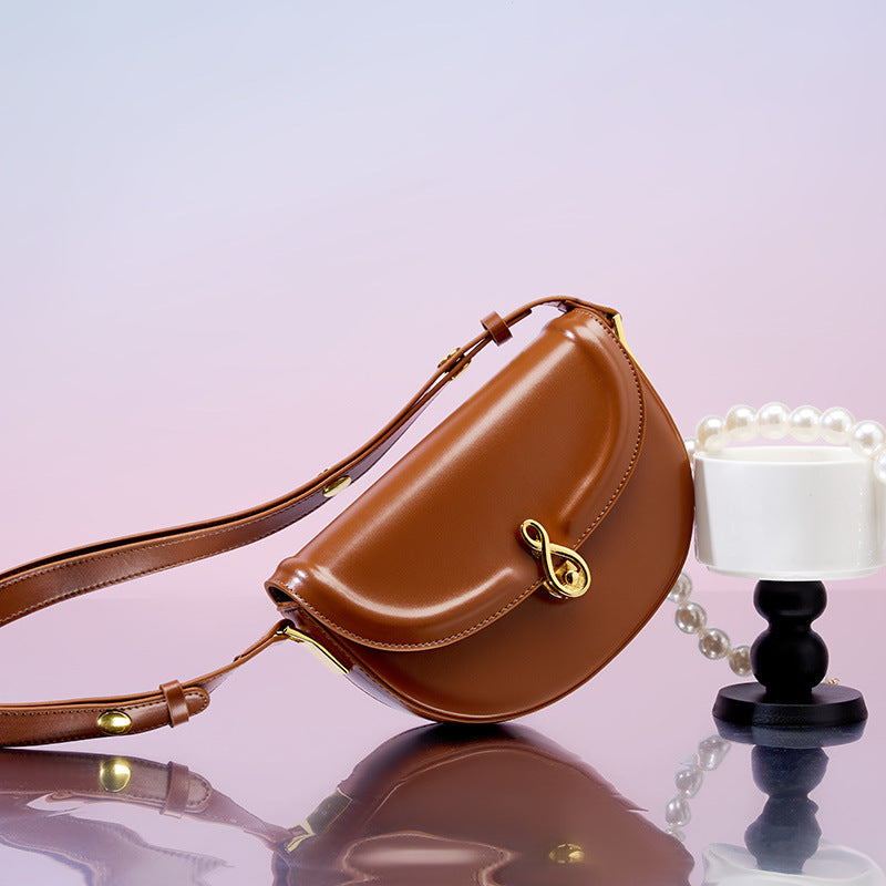 Women’s Vintage Genuine Leather Crossbody Saddle Bag image 7