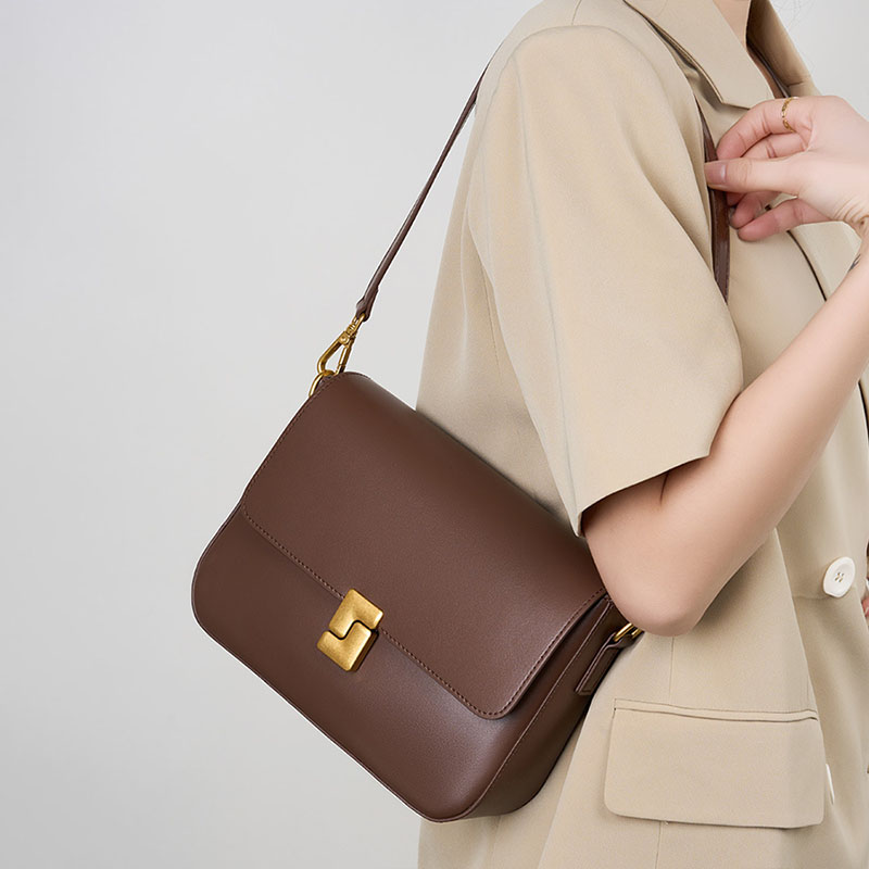 Women’s Vintage Genuine Leather Lock Shoulder Bags image 3