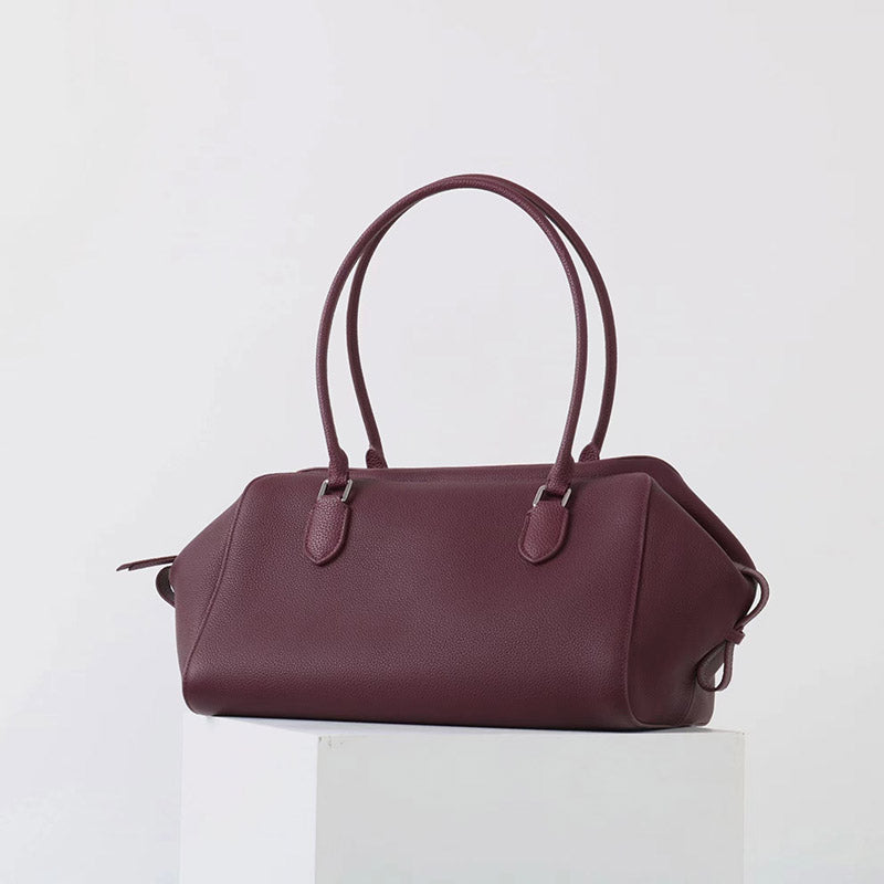 Women’s Vintage Genuine Leather Zippered Baguette Handbag image 2
