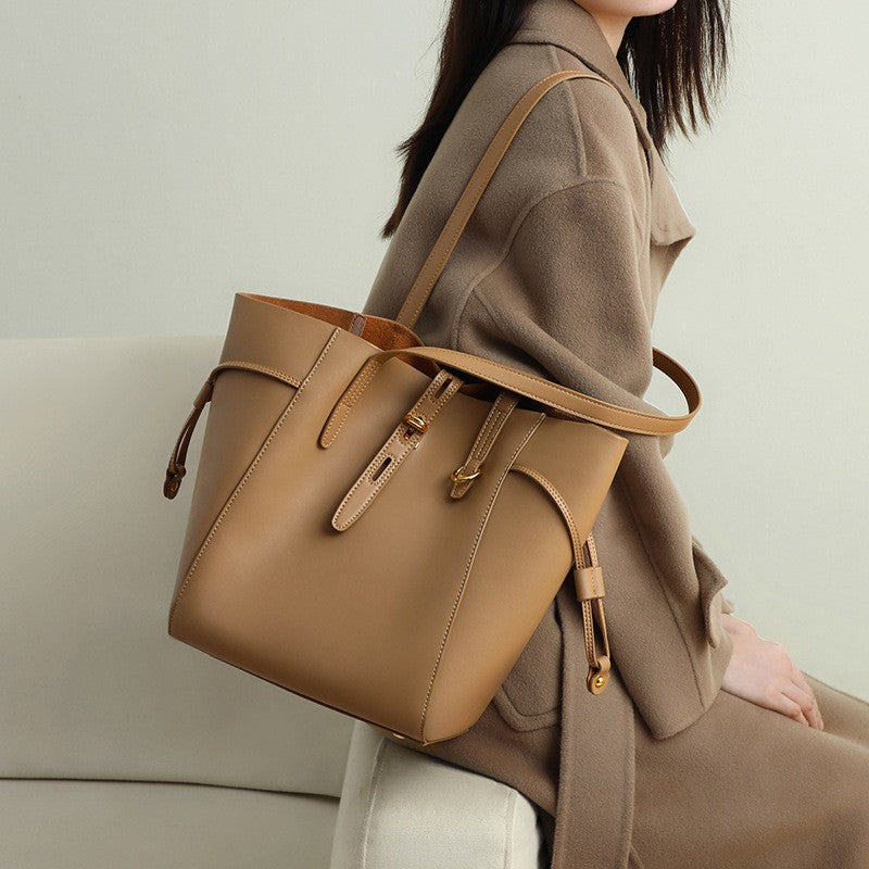 Women’s Vintage Large Genuine Leather Lock-Clasp Tote Bag image 2