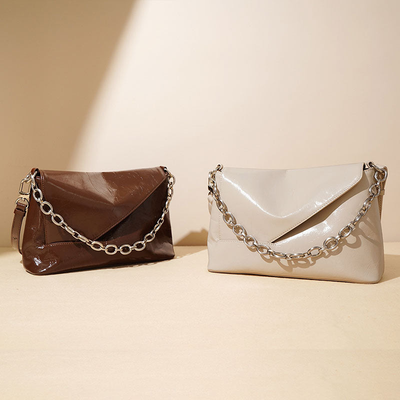 Women’s Vintage Leather Chain Baguette Bag image 5