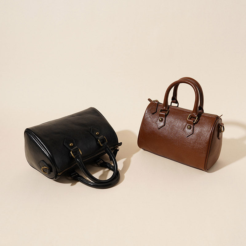 Women’s Vintage Leather Pillow-Shaped Crossbody Handbag image 3