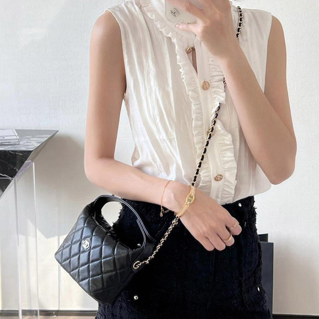 Women’s Vintage Quilted Genuine Leather Chain Handle Bag image 2