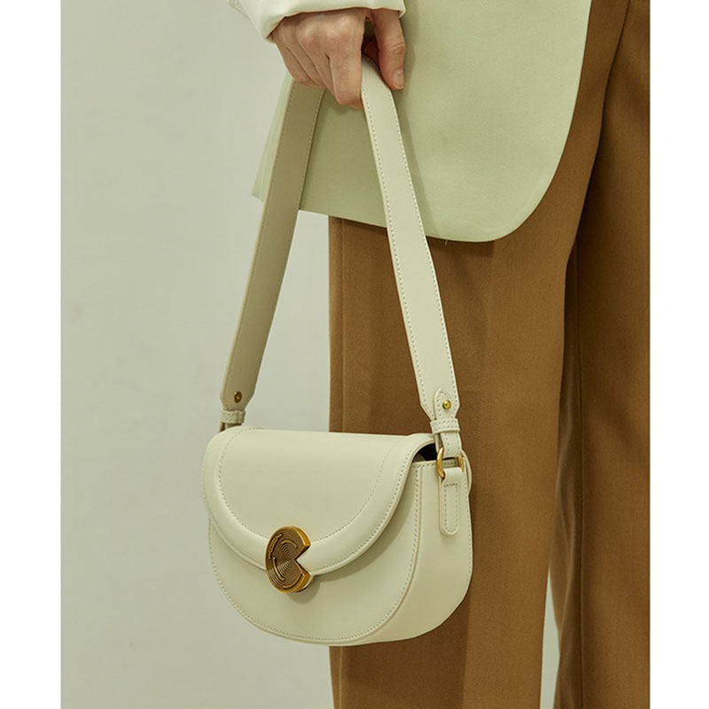 Women’s Vintage Round Buckle Saddle Bag in Genuine Leather image 6