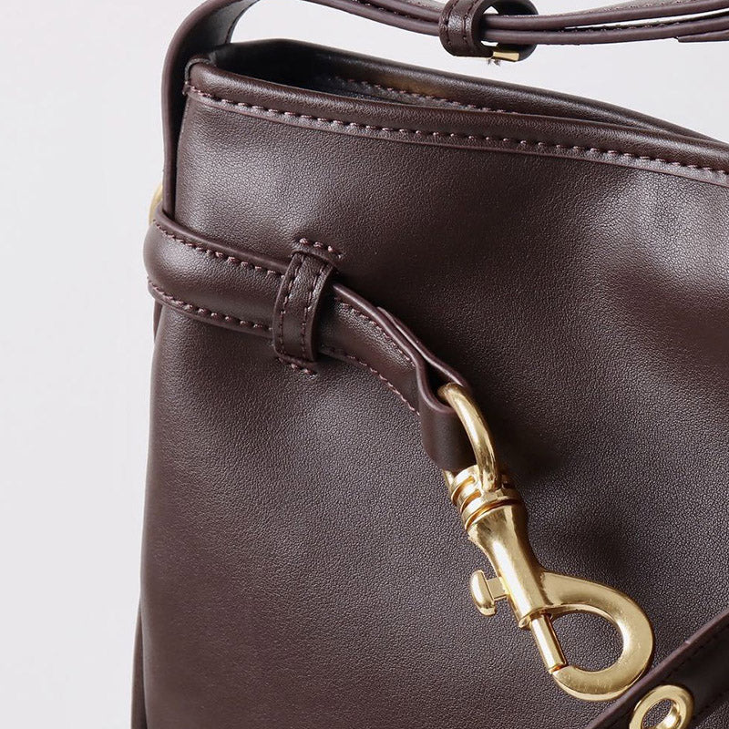 Women’s Vintage Split Leather Crossbody Baguette Bag In Gold Hardware image 3