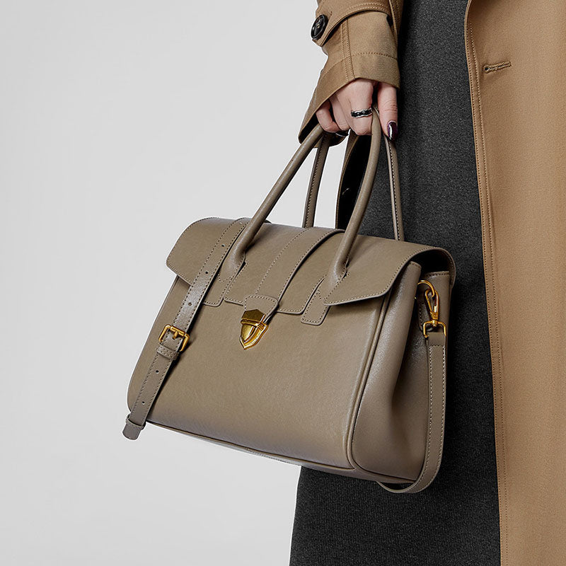 Women’s Vintage Top-Grain Leather Tote Handbag In Gold Hardware image 2