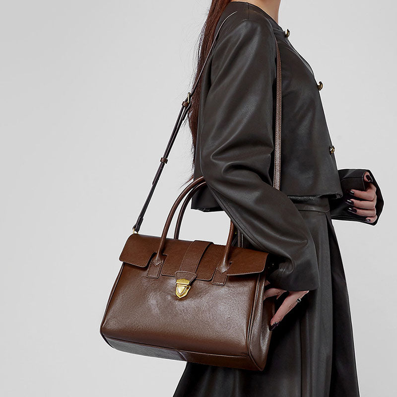 Women’s Vintage Top-Grain Leather Tote Handbag In Gold Hardware image 6