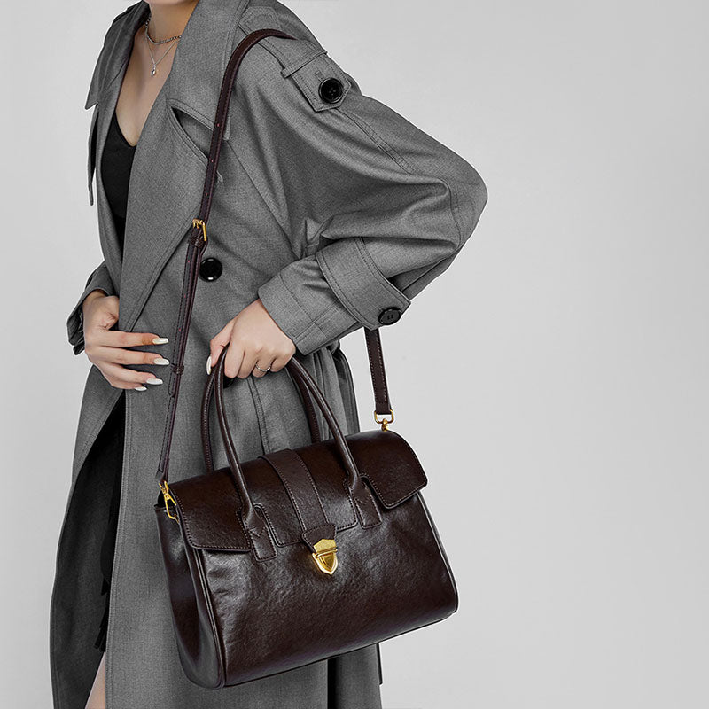 Women’s Vintage Top-Grain Leather Tote Handbag In Gold Hardware image 8