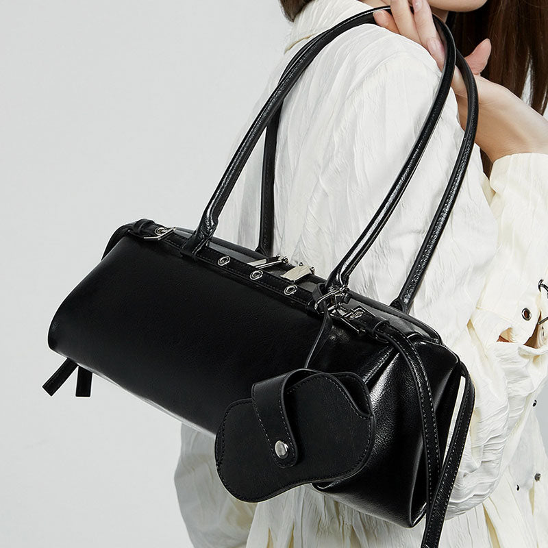 Women’s Vintage Waxed Split Leather Baguette Handbag image 7