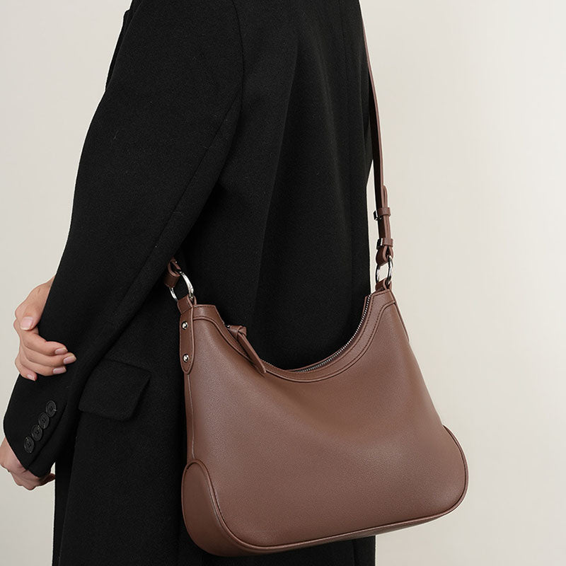 Women’s Vintage Zipper Crossbody Baguette Bags in Genuine Leather image 4