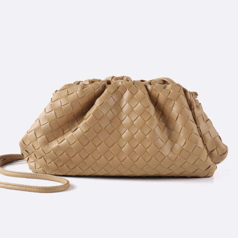 Women’s Woven Cloud Shape Shoulder Crossbody Clutch Bag image 6