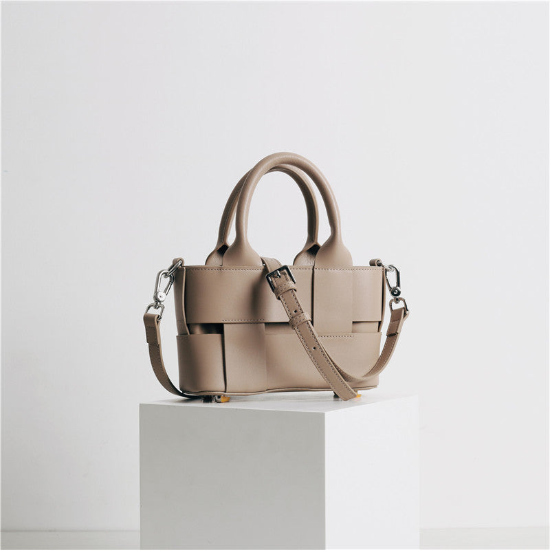 Women’s Woven Leather Top Handle Tote Bag image 4