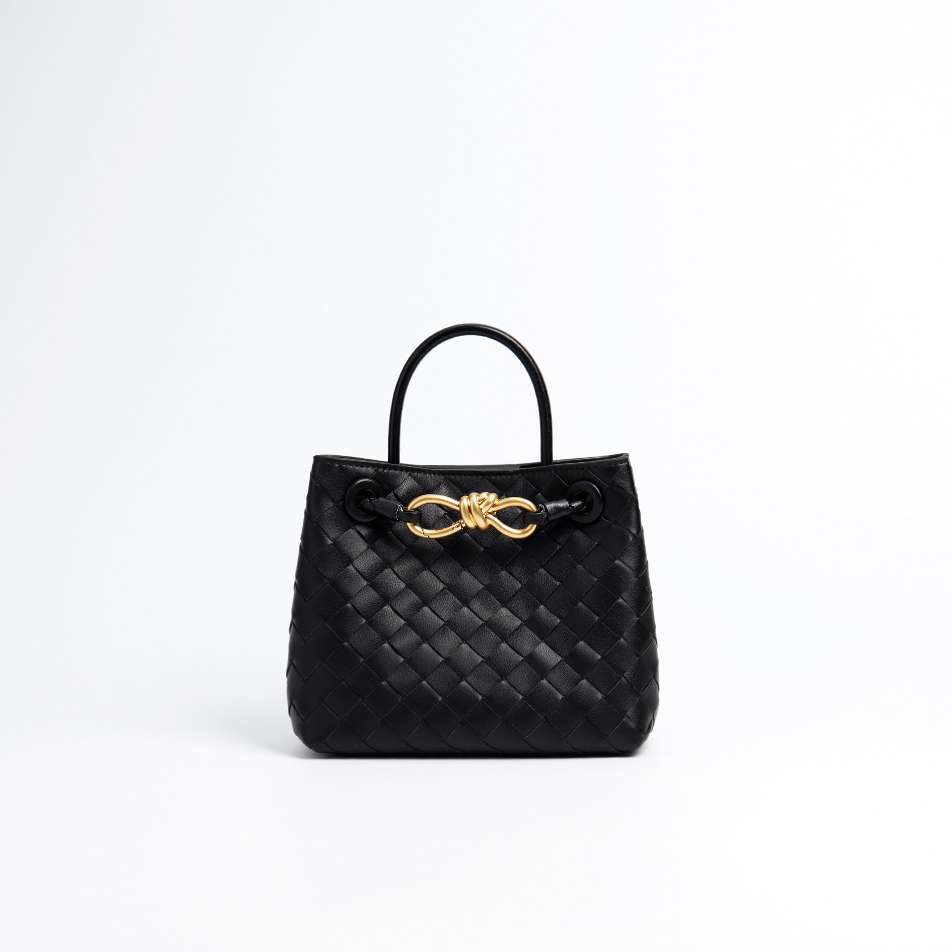 Women’s Woven Leather Tote Bag with Diamond Pattern image 15